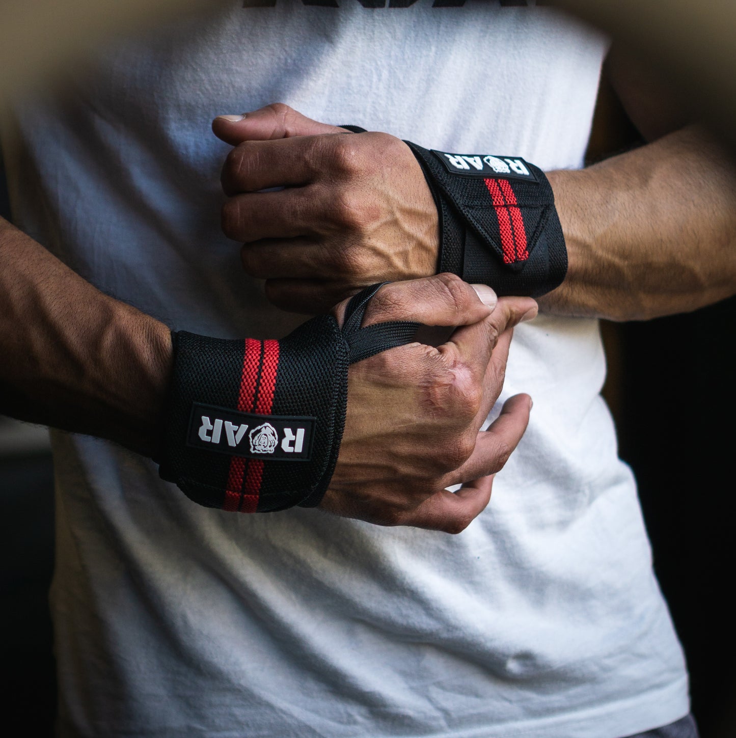 Muñequeras Deportivas Ajustables para Crossfit y Fuerza ROAR